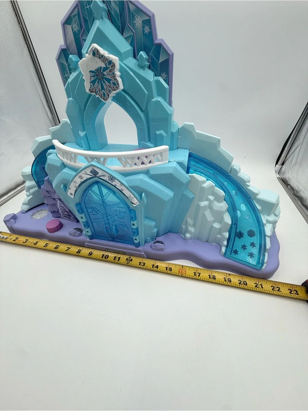 Fisher Price Little People Frozen Elsa Ice Castle Musical Playset With Sleigh